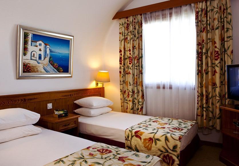 Agios Sergios Salamis Bay Conti Hotel מראה חיצוני תמונה