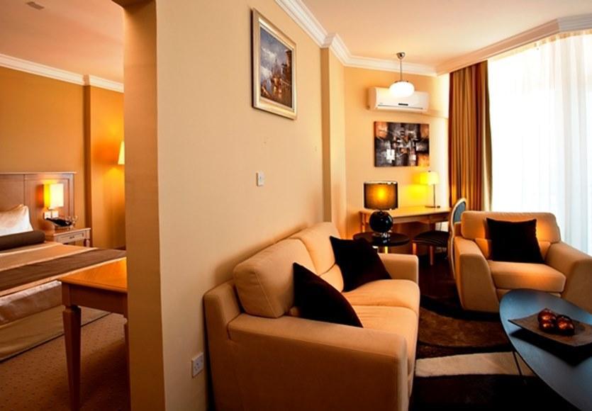 Agios Sergios Salamis Bay Conti Hotel חדר תמונה