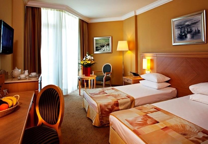 Agios Sergios Salamis Bay Conti Hotel מראה חיצוני תמונה