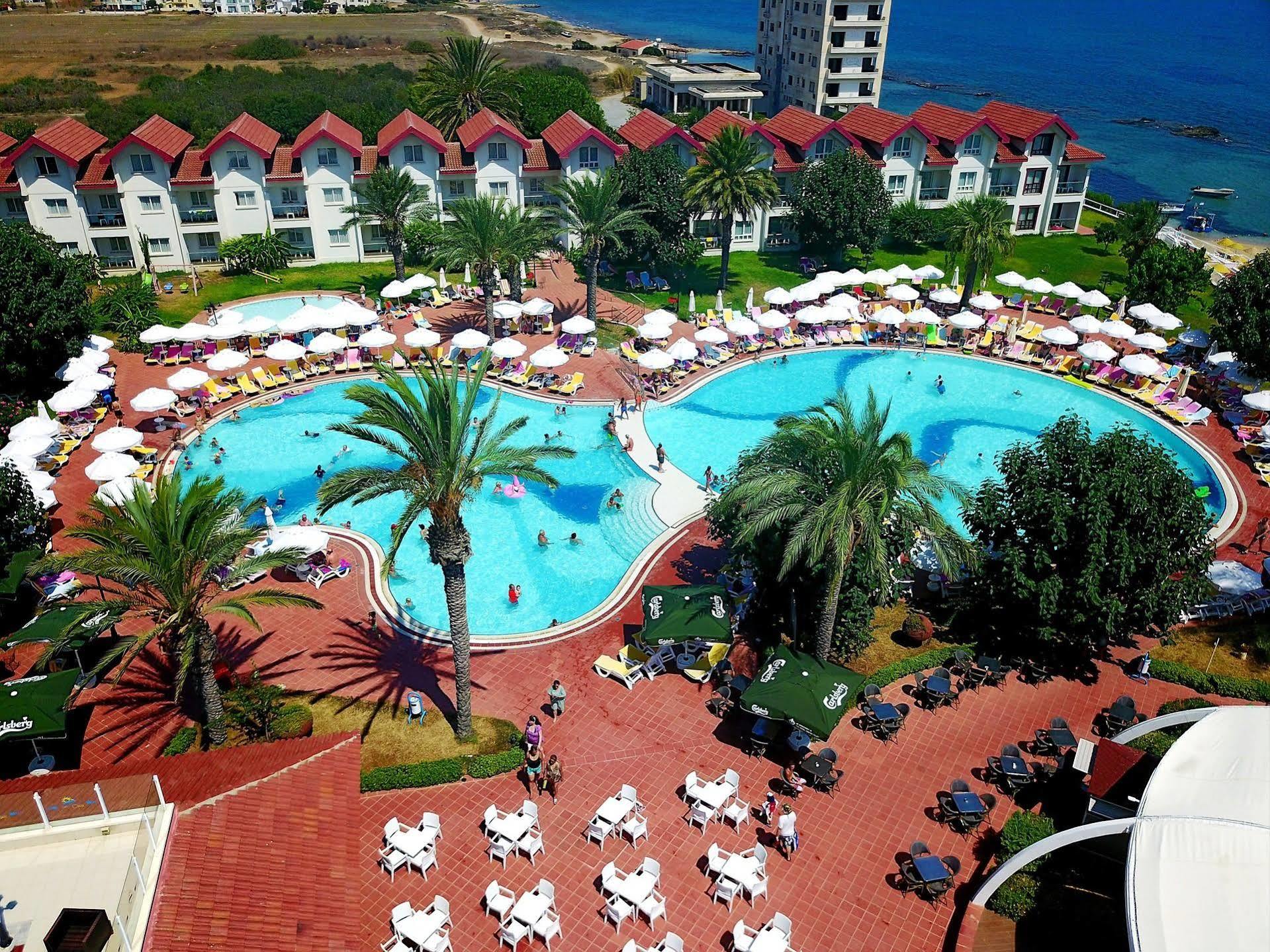 Agios Sergios Salamis Bay Conti Hotel מראה חיצוני תמונה