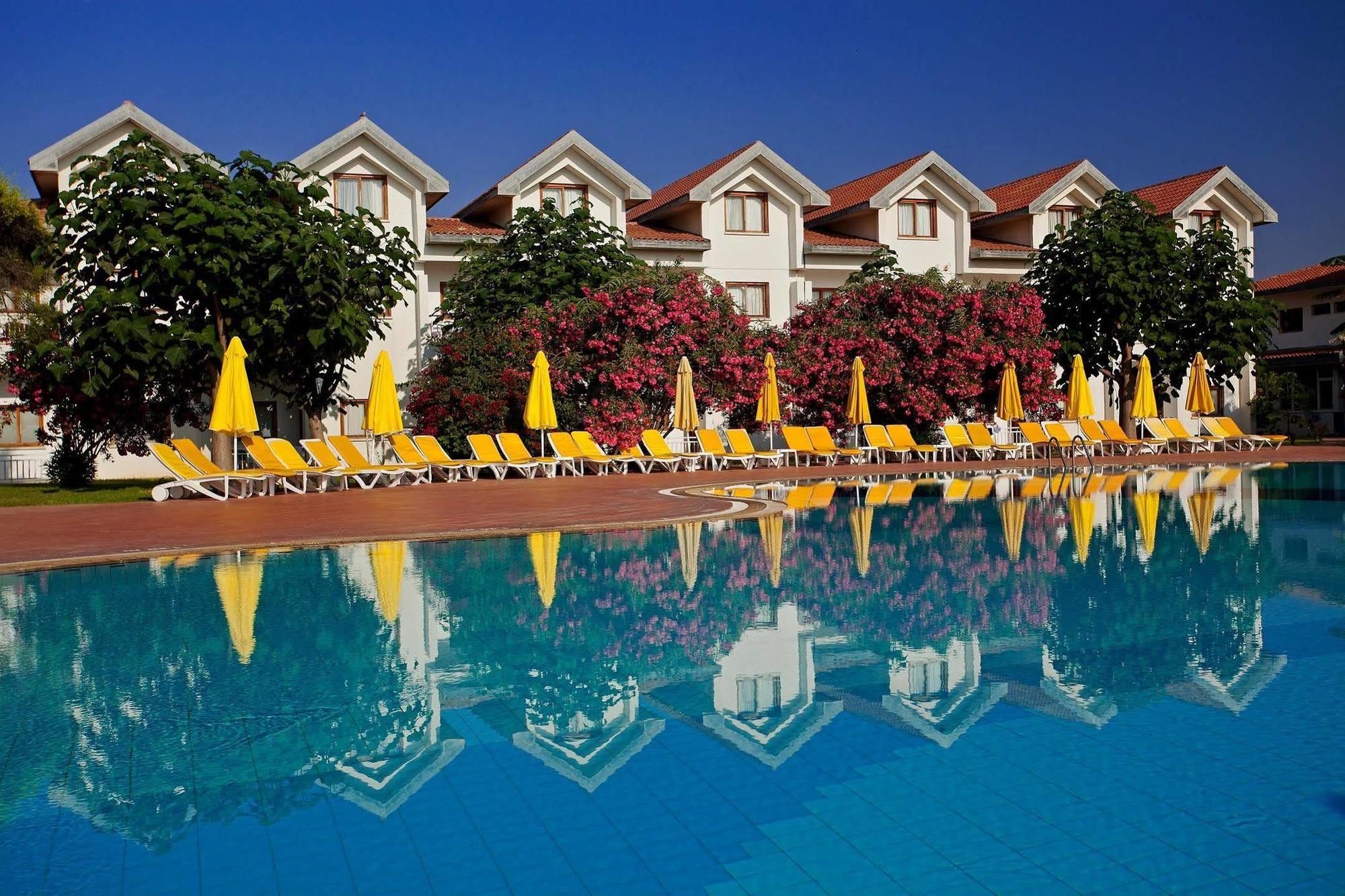 Agios Sergios Salamis Bay Conti Hotel מראה חיצוני תמונה