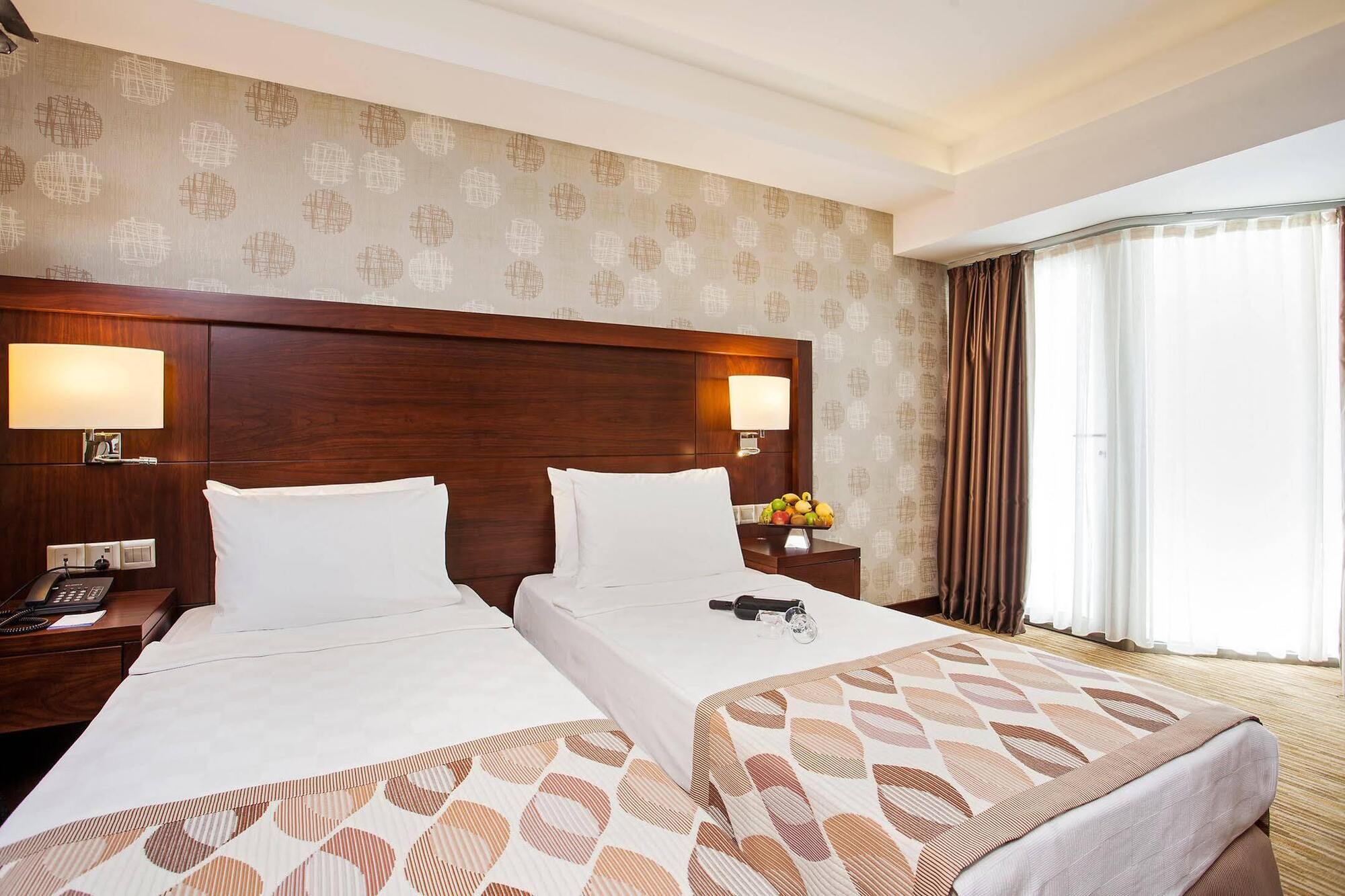 Agios Sergios Salamis Bay Conti Hotel מראה חיצוני תמונה